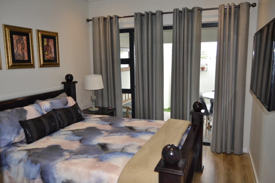 3 Bedroom Property for Sale in Somerset Lakes Western Cape